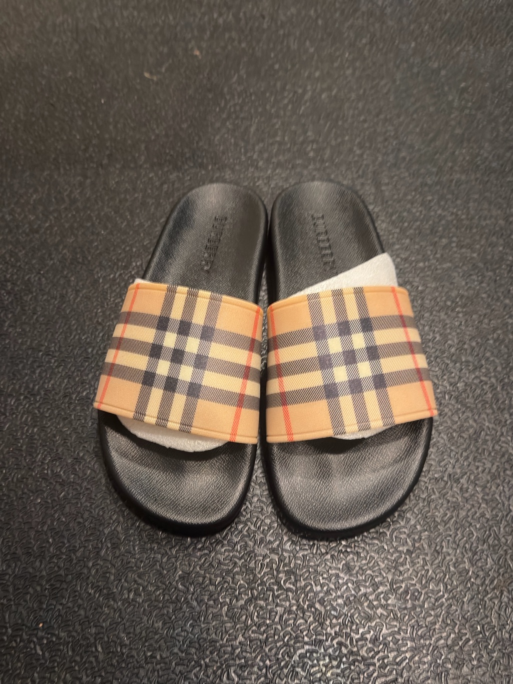 Burberry Women’s Check Slides Size 6.5